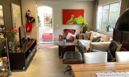Casa com 3 quartos à venda na rua emboabas, 129, brooklin paulista, são paulo, 170 m2 por r$ 1.300.000