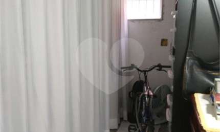 Casa com 3 quartos à venda na Passagem Joaquim Gonçalves dos Santos, 1, Jardim Roberto, Osasco, 150 m2 por R$ 530.000