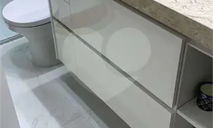 Casa em condomínio fechado com 4 quartos à venda na rua martinho leardine, 110, chácaras silvania, valinhos, 370 m2 por r$ 2.500.000