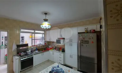 Casa com 2 quartos à venda na Rua das Tambaíbas, 109, Vila Parque Jabaquara, São Paulo, 100 m2 por R$ 530.000