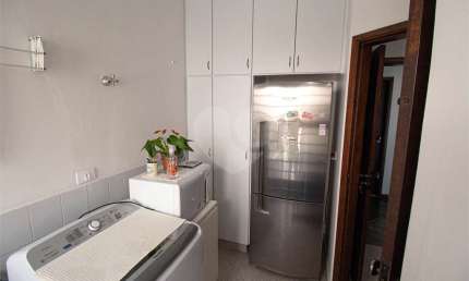 Casa com 1 quarto à venda na Rua Jornalista José Hyppolito da Silva, 173, Esplanada Mendes Moraes, São Roque, 239 m2 por R$ 1.590.000