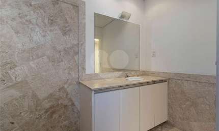 Casa em condomínio fechado com 4 quartos para alugar na Rua Januário Miraglia, 198, Vila Nova Conceição, São Paulo, 160 m2 por R$ 9.990