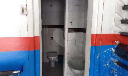 Prédio à venda na Rua Clímaco Barbosa, 250, Cambuci, São Paulo, 250 m2 por R$ 2.000.000