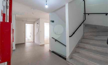 Prédio para alugar na Rua Dona Genoveva D'Ascoli, 25, Vila Prudente, São Paulo, 1023 m2 por R$ 30.000