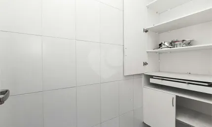 Ponto comercial para alugar na Rua Conselheiro Furtado, 107, Liberdade, São Paulo, 500 m2 por R$ 18.000