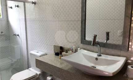 Casa em condomínio fechado com 4 quartos à venda na Rua Dorival Caymmi, 392, Chácaras São Carlos, Cotia, 586 m2 por R$ 3.800.000
