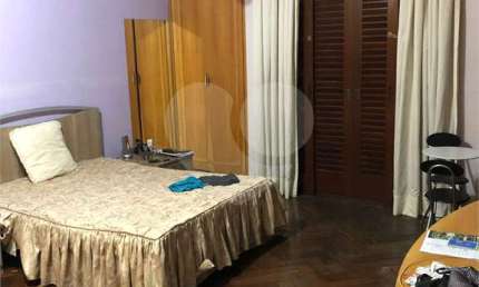 Casa com 3 quartos à venda na Rua Orlando Tarquinio, 90200, Vila Vermelha, São Paulo, 200 m2 por R$ 1.265.000