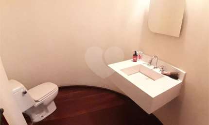 Casa com 3 quartos à venda na Rua Terceiro-Sargento-Aeronáutica Clério Bortolo, 91, Jardim Santa Mena, Guarulhos, 250 m2 por R$ 1.800.000