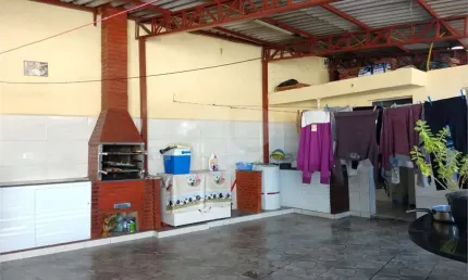 Casa com 4 quartos à venda na Avenida Pinheirinho D'Água, 166, Parque Panamericano, São Paulo, 400 m2 por R$ 899.000