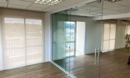 Casa comercial para alugar na Avenida das Nações Unidas, 18801, Vila Almeida, São Paulo, 65 m2 por R$ 26.000