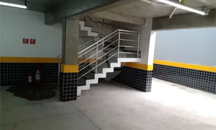 Barracão / Galpão / Depósito para alugar na Rua Presidente Costa e Silva, 534, Helena Maria, Osasco, 829 m2 por R$ 22.000