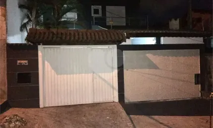 Casa com 3 quartos à venda na Rua Rubelita, 126, Jardim Fazenda Rincão, Arujá, 200 m2 por R$ 850.000