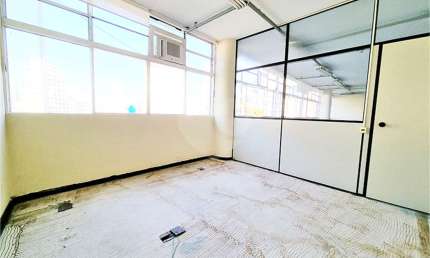 Casa comercial para alugar na Largo do Arouche, 24, República, São Paulo, 553 m2 por R$ 12.000