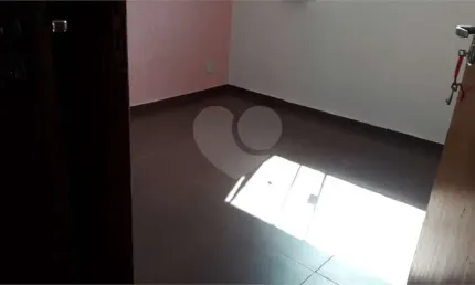 Casa em condomínio fechado com 3 quartos à venda na Rua Joaquim de Meira Botelho, 280, Residencial Samambaia, São Carlos, 170 m2 por R$ 620.000