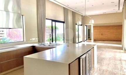 Casa em condomínio fechado com 4 quartos para alugar na Alameda Paris, 197, Alphaville Residencial Um, Barueri, 1025 m2 por R$ 82.000