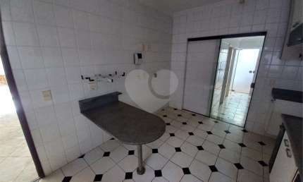 Casa com 3 quartos à venda na Rua José Missali, 108, Planalto Paraíso, São Carlos, 230 m2 por R$ 690.000