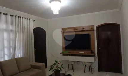 Casa com 3 quartos à venda na Rua Afonsina Pereira da Silva, 2, Bussocaba, Osasco, 140 m2 por R$ 600.000