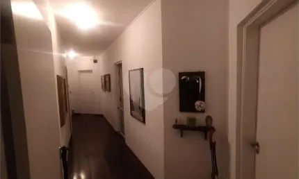 Casa em condomínio fechado com 6 quartos à venda na Alameda Guarujá, 626, Alphaville, Santana de Parnaíba, 420 m2 por R$ 2.940.000
