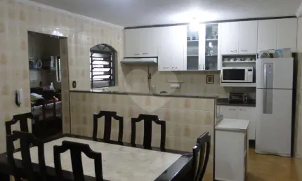 Casa com 3 quartos à venda na Rua Nina Rodrigues, 253, Ayrosa, Osasco, 282 m2 por R$ 590.000