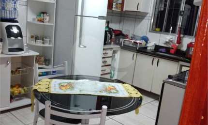 Casa com 3 quartos à venda na Rua Pascoal de Miranda, 231, Itaim Paulista, São Paulo, 10 m2 por R$ 650.000