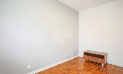 Casa com 3 quartos à venda na Rua Itaguara, 54, Cidade Vargas, São Paulo, 367 m2 por R$ 1.400.000