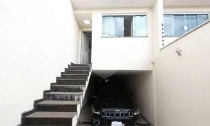 Casa com 3 quartos à venda na Rua Protágoras, 203, Vila Cleonice, São Paulo, 250 m2 por R$ 900.000