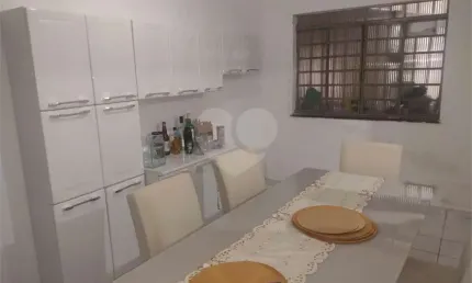Casa com 2 quartos à venda na Rua Oliveira Lima, 438, Cambuci, São Paulo, 142 m2 por R$ 560.000