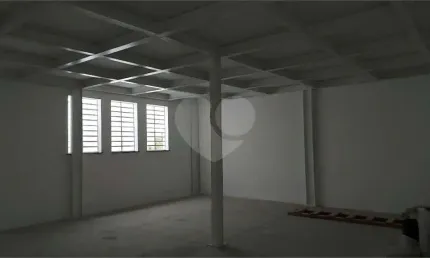 Prédio à venda na Rua Amadeo Paulino Vallério, 70, Santa Terezinha, São Bernardo do Campo, 253 m2 por R$ 1.150.000