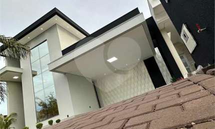 Casa em condomínio fechado com 3 quartos à venda na Avenida dos Mognos, 1, Eunice, Sinop, 206 m2 por R$ 2.150.000