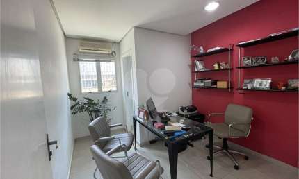 Casa com 2 quartos à venda na Avenida Júlio Buono, 936, Vila Gustavo, São Paulo, 163 m2 por R$ 1.800.000