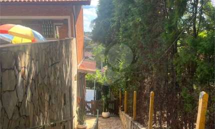 Casa em condomínio fechado com 6 quartos à venda na Rua dos Ipês, 56, Chácara Flora, Valinhos, 939 m2 por R$ 2.450.000