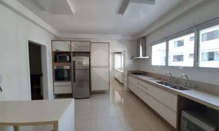Apartamento com 4 quartos à venda na Avenida Presidente Wilson, 29, Gonzaga, Santos, 360 m2 por R$ 5.406.000