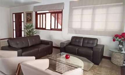 Casa em condomínio fechado com 4 quartos para alugar na Alameda Coral, 80, Alphaville, Santana de Parnaíba, 359 m2 por R$ 12.800