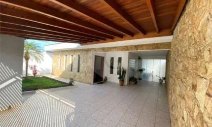 Casa com 4 quartos à venda na Rua das Arapongas, 20, Independência, São Bernardo do Campo, 360 m2 por R$ 1.482.940