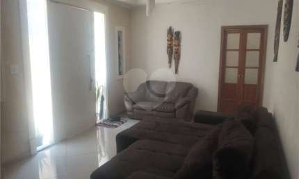 Casa com 2 quartos à venda na Rua São Bernardo, 693, Cidade Mãe do Céu, São Paulo, 300 m2 por R$ 700.000