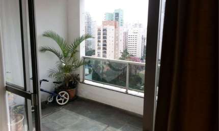 Apartamento com 4 quartos à venda na Avenida Jurema, 602, Indianópolis, São Paulo, 220 m2 por R$ 2.400.000