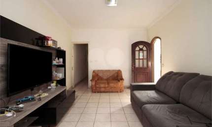 Casa com 3 quartos à venda na Rua Marquês Olinda, 718, Vila Dom Pedro I, São Paulo, 150 m2 por R$ 800.000