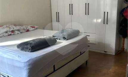 Casa com 5 quartos à venda na Rua São Pedro do Turvo, 51, Canindé, São Paulo, 230 m2 por R$ 1.910.000
