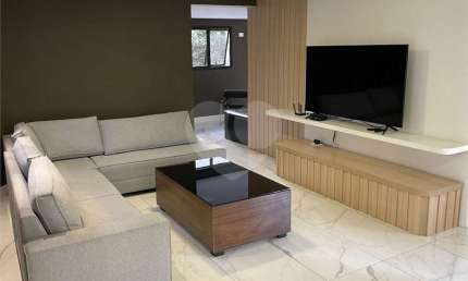 Apartamento com 4 quartos à venda na Rua Doutor Oscar Monteiro de Barros, 417, Vila Suzana, São Paulo, 495 m2 por R$ 2.700.000
