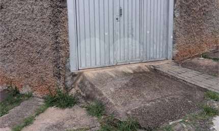 Casa com 3 quartos à venda na Rua José Martins, 1, Centro, Bom Jesus dos Perdões, 160 m2 por R$ 800.000