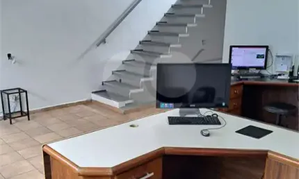 Barracão / Galpão / Depósito à venda na Rua Buenópolis, 259, Vila Santa Clara, São Paulo, 270 m2 por R$ 580.000