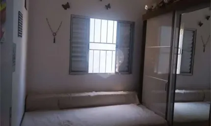 Casa com 3 quartos à venda na Rua Glauber Rocha, 321, Jardim Alzira, São Paulo, 250 m2 por R$ 800.000