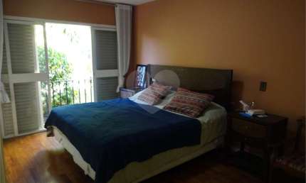 Casa com 5 quartos à venda na Rua Emílio Zapile, 26, Vila Oliveira, Mogi das Cruzes, 470 m2 por R$ 2.990.000