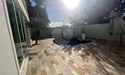 Casa em condomínio fechado com 1 quarto à venda na Estrada do Itapeti, 100, Parque Residencial Itapeti, Mogi das Cruzes, 416 m2 por R$ 2.332.000