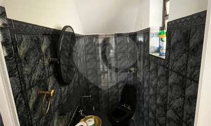 Casa com 3 quartos à venda na Rua Cometa, 64, Vila Nivi, São Paulo, 185 m2 por R$ 890.000