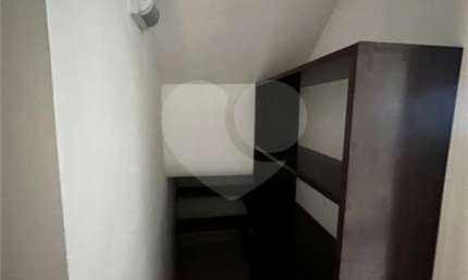 Casa com 3 quartos para alugar na Rua Rodrigo Lobato, 63, Jardim Vera Cruz, São Paulo, 77 m2 por R$ 4.000