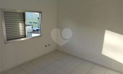 Casa com 3 quartos à venda na Rua Joaquim Alves Dinis, 777, Vila São Francisco (Zona Leste), São Paulo, 181 m2 por R$ 599.000