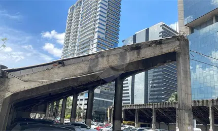 Terreno à venda na Avenida Marquês de São Vicente, 279, Várzea da Barra Funda, São Paulo, 3000 m2 por R$ 22.000.000