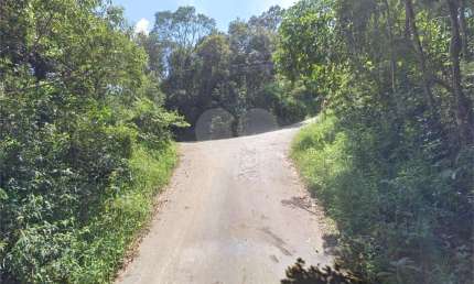 Terreno à venda na Avenida Monte Carlo, 981, Aguazul, Guarulhos, 3050 m2 por R$ 700.000