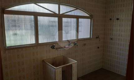 Casa com 5 quartos à venda na Rua Pirajuia, 57, Jaguaré, São Paulo, 270 m2 por R$ 790.000